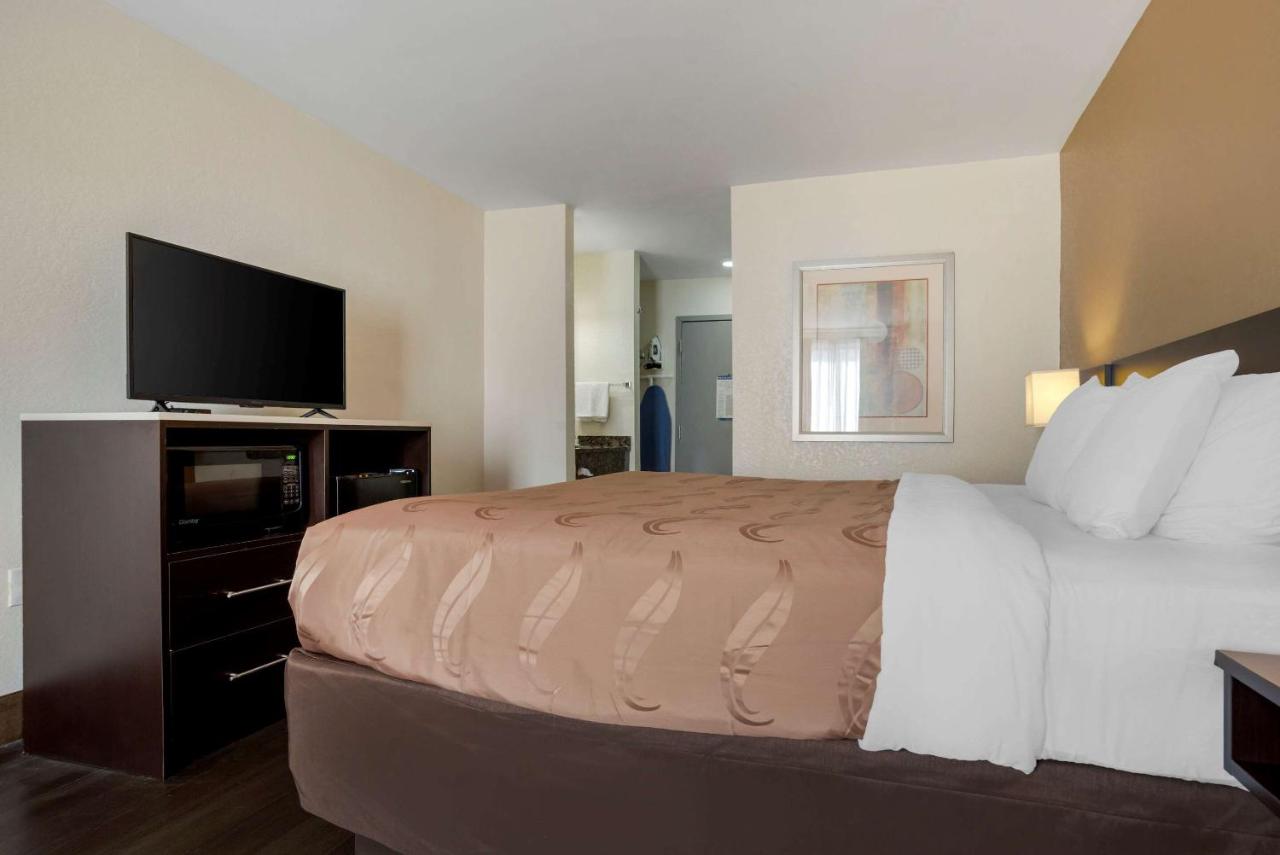 King Room - Upper Floor - Non-Smoking at Quality Inn Phenix City Columbus