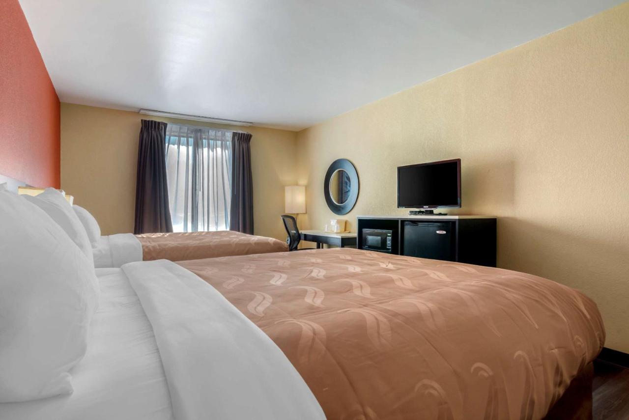 Standard Queen Room - Upper Floor - Non-Smoking at Quality Inn Phenix City Columbus