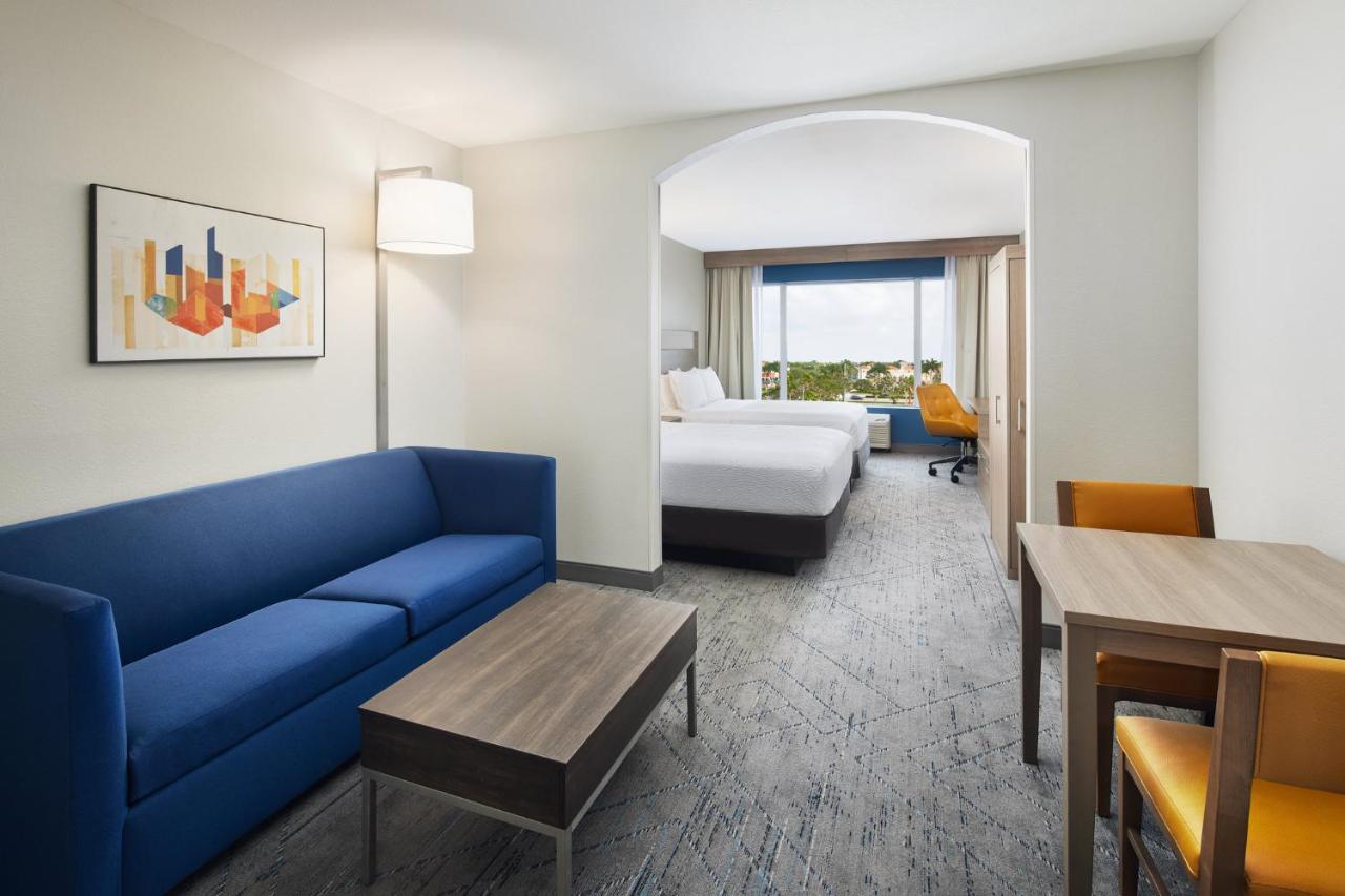 Queen Suite with Two Queen Beds at Holiday Inn Express & Suites Port St. Lucie West by IHG