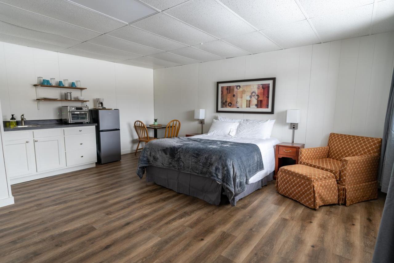 Studio at Cuyuna Lakes Stay