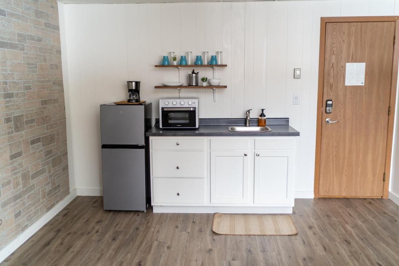 Queen Suite at Cuyuna Lakes Stay