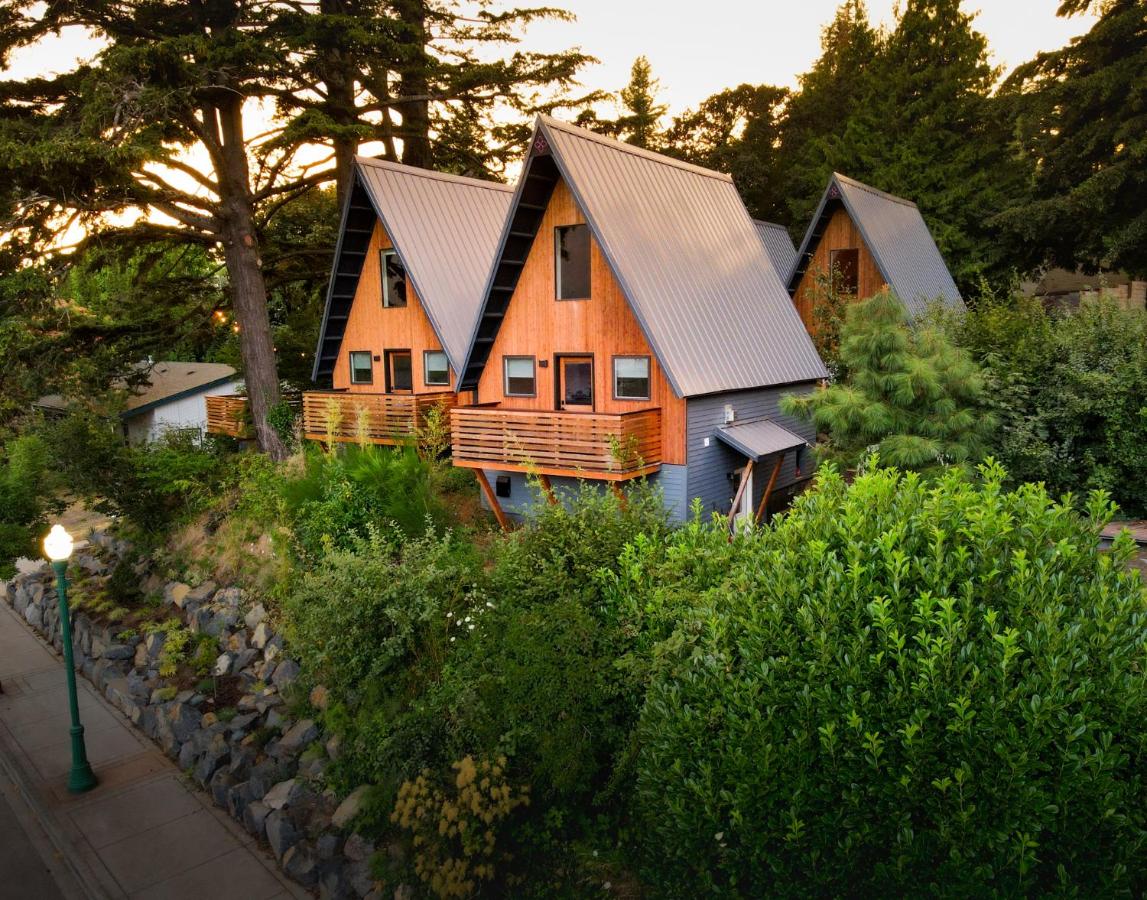 | Artbliss Hotel