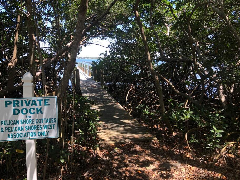 | Pelican Nest Private Beach & Bay access & Pool