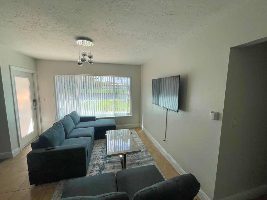  | Peaceful 4BR Home, Private Pool, Close to HardRock