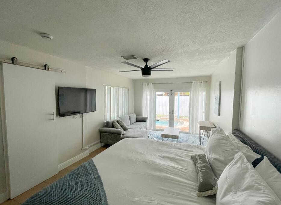  | Peaceful 4BR Home, Private Pool, Close to HardRock