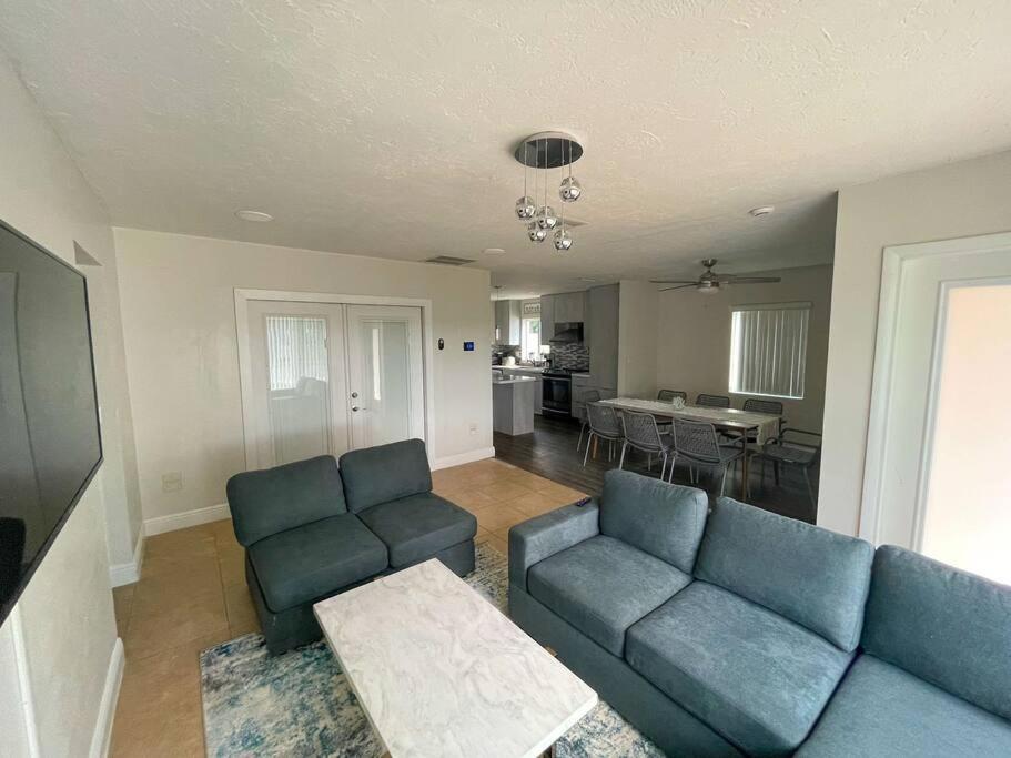  | Peaceful 4BR Home, Private Pool, Close to HardRock