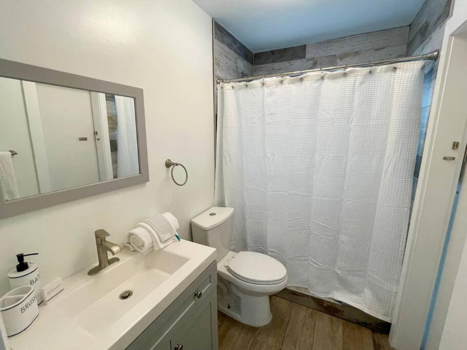  | Peaceful 4BR Home, Private Pool, Close to HardRock
