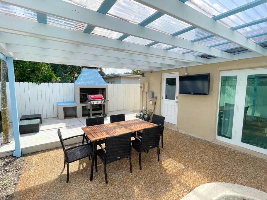  | Peaceful 4BR Home, Private Pool, Close to HardRock