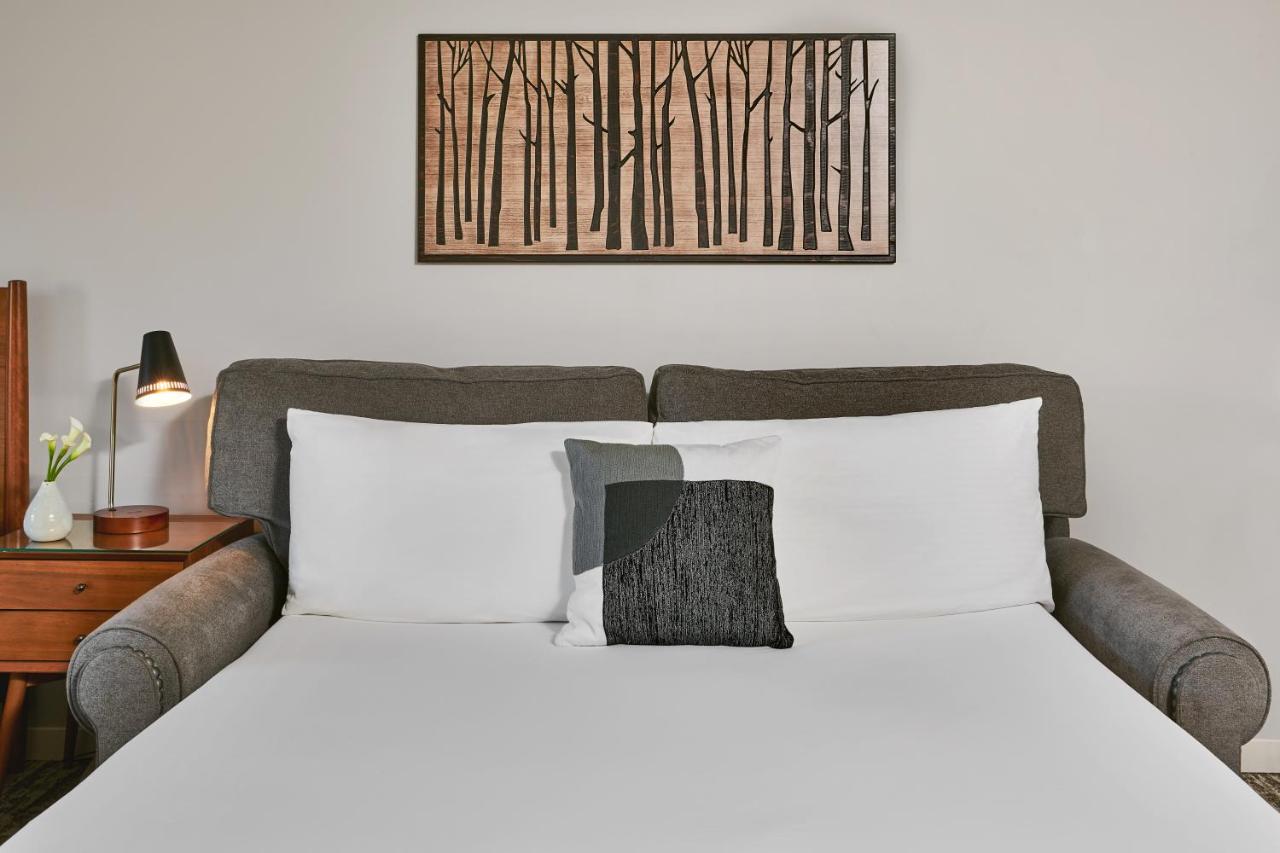 | Inn at Aspen
