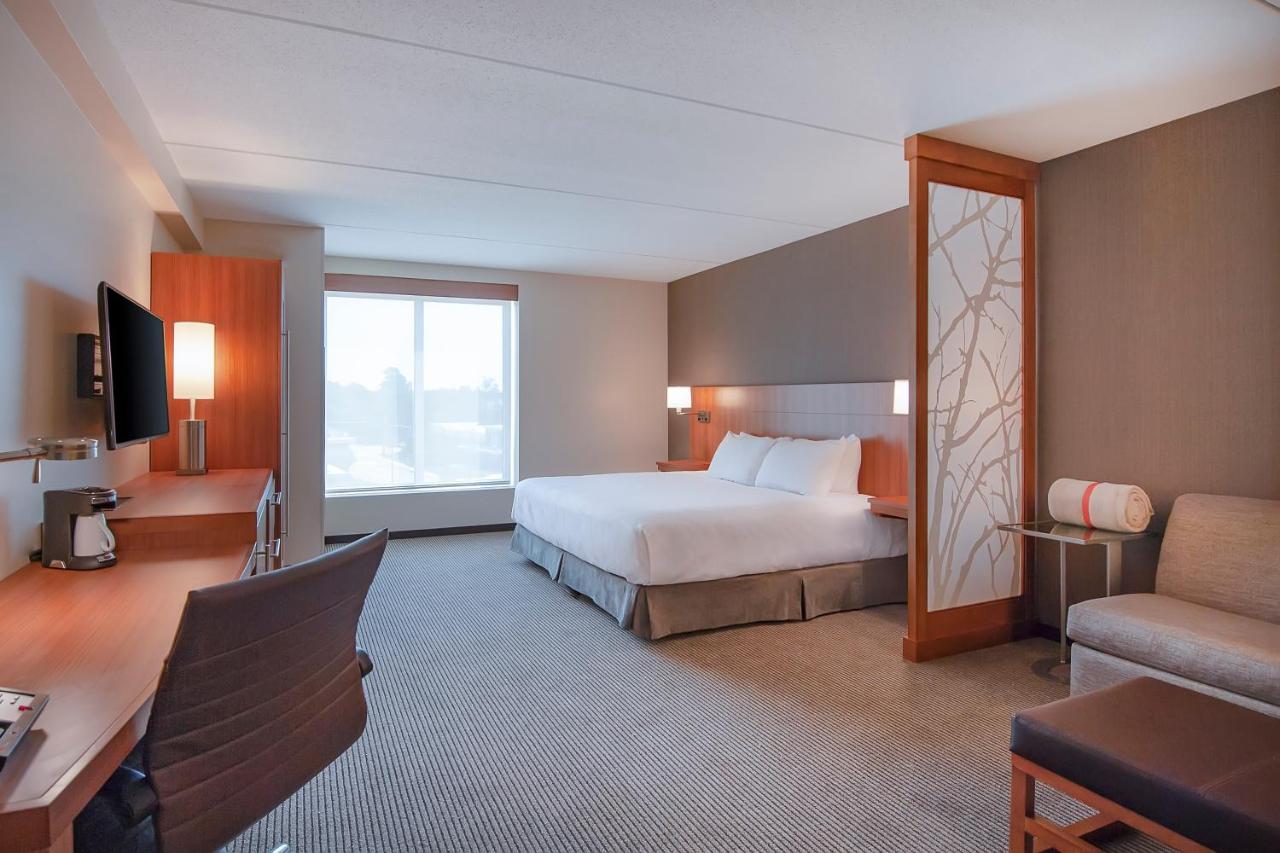 High Floor King, Sofabed at Hyatt Place Durham Southpoint