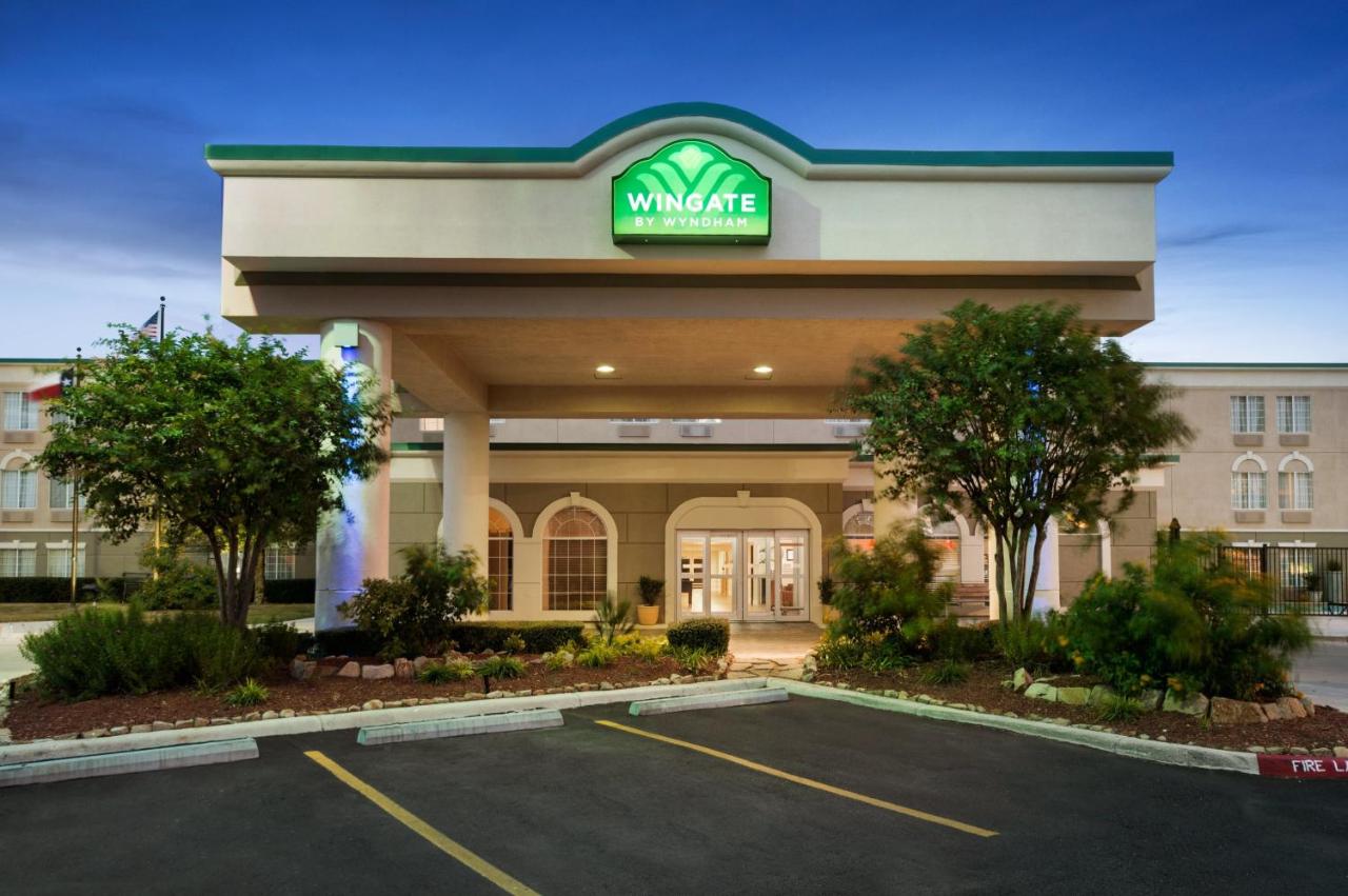| Wingate by Wyndham San Marcos