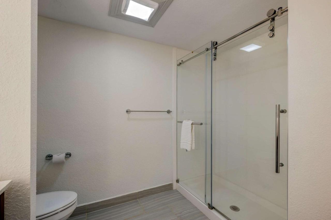 Quadruple Room with Sofa bed - Non Smoking at Comfort Inn South Padre Island Central