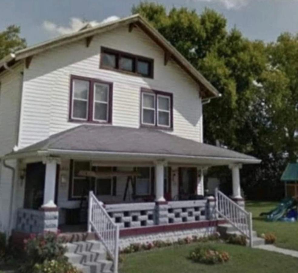  | Indianapolis Indiana 3 Minutes from downtown fully furnished Beautiful 3 bedroom