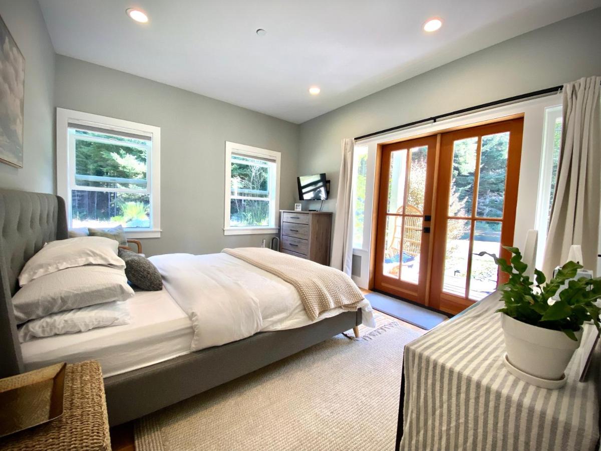  | Modern Farmhouse Wooded Hide Away