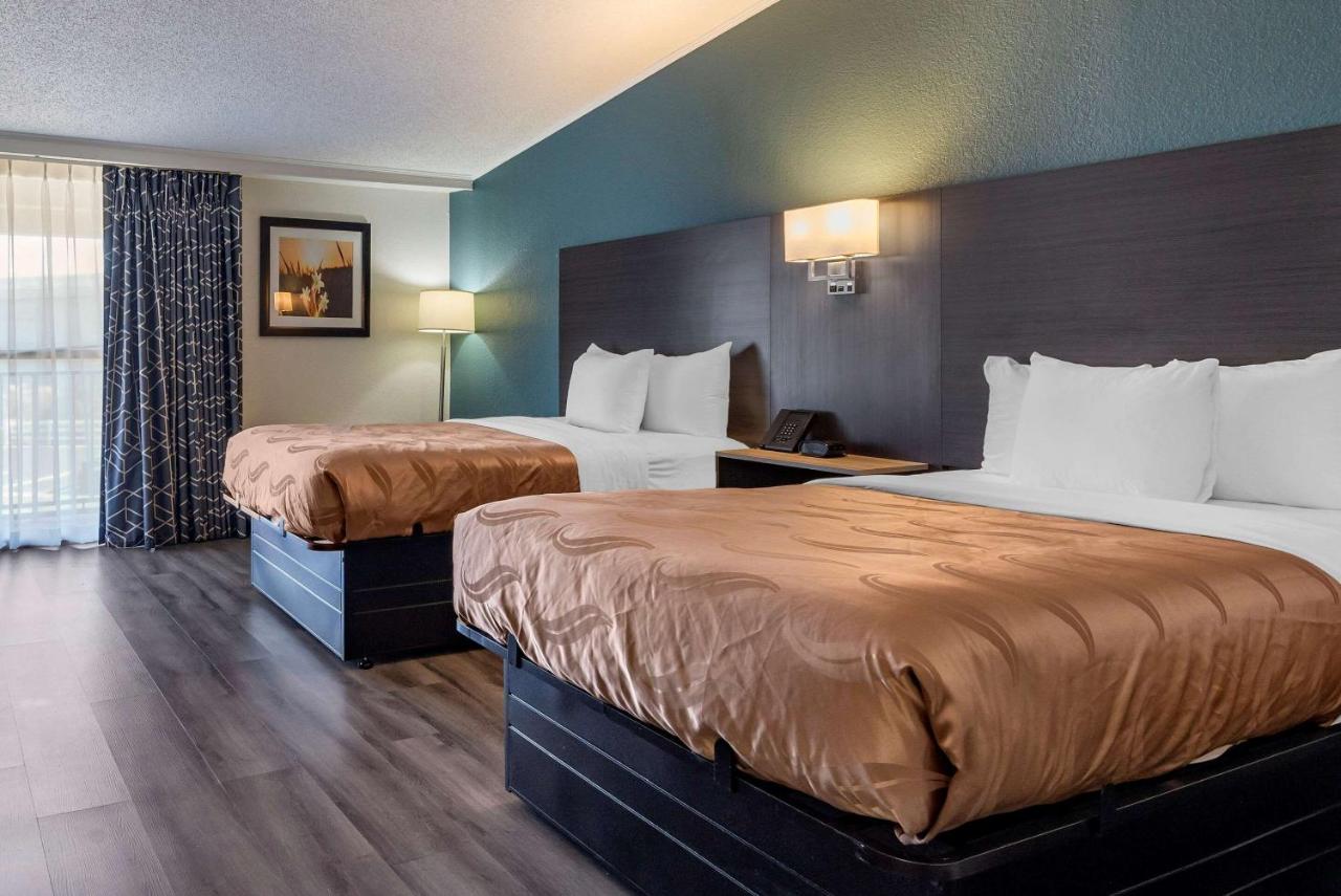 Double Room with Two Double Beds - Non-Smoking at Quality Inn