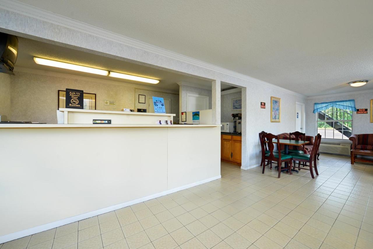 | Americas Best Value Inn-Winnsboro