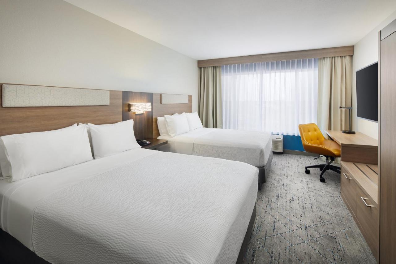 Suite with Mobility Accessible Tub - Non-Smoking at Holiday Inn Express & Suites Port St. Lucie West by IHG