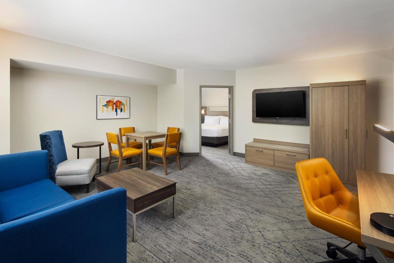 Deluxe Suite - Mobility Accessible - Non-Smoking at Holiday Inn Express & Suites Port St. Lucie West by IHG