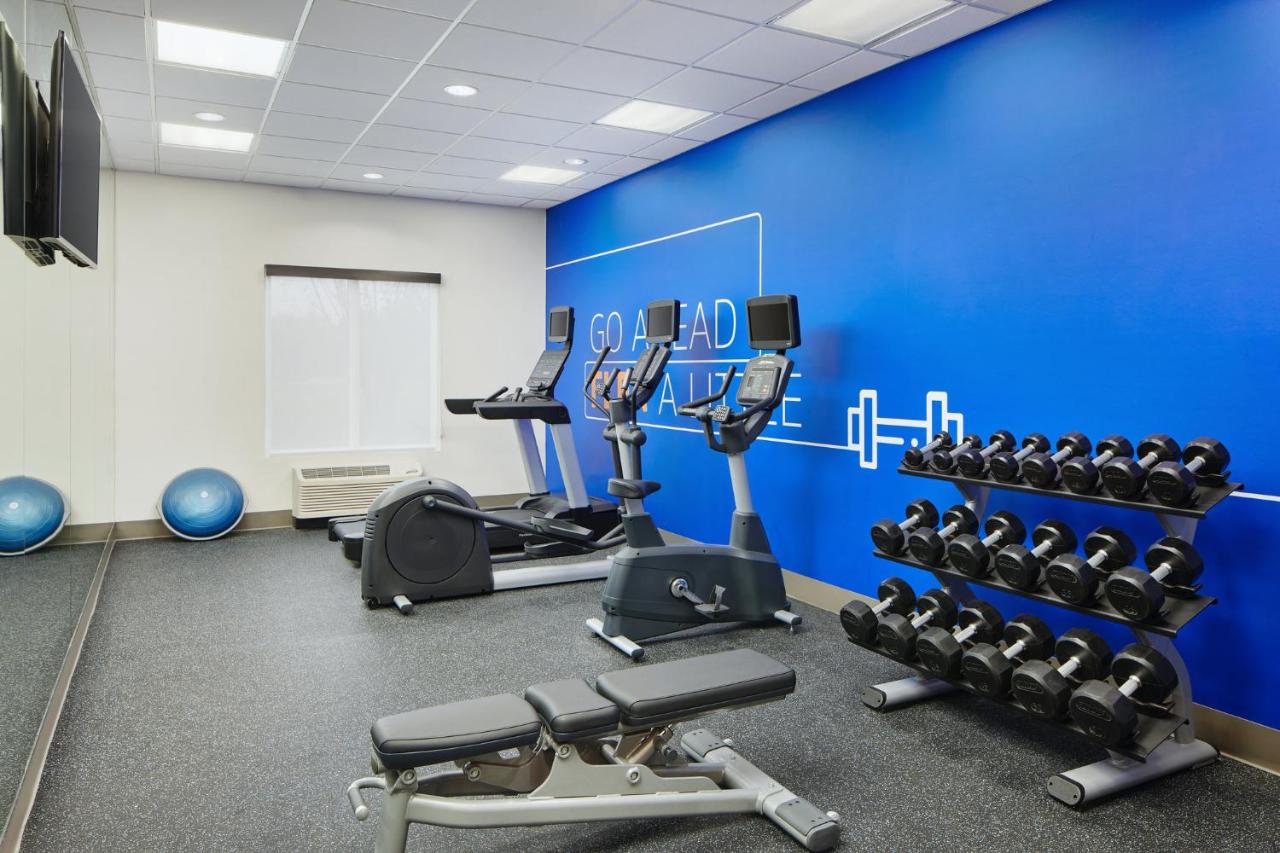 | Holiday Inn Express Hotel & Suites Port St. Lucie West, an IHG Hotel