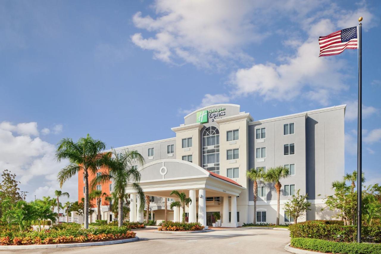 | Holiday Inn Express Hotel & Suites Port St. Lucie West, an IHG Hotel
