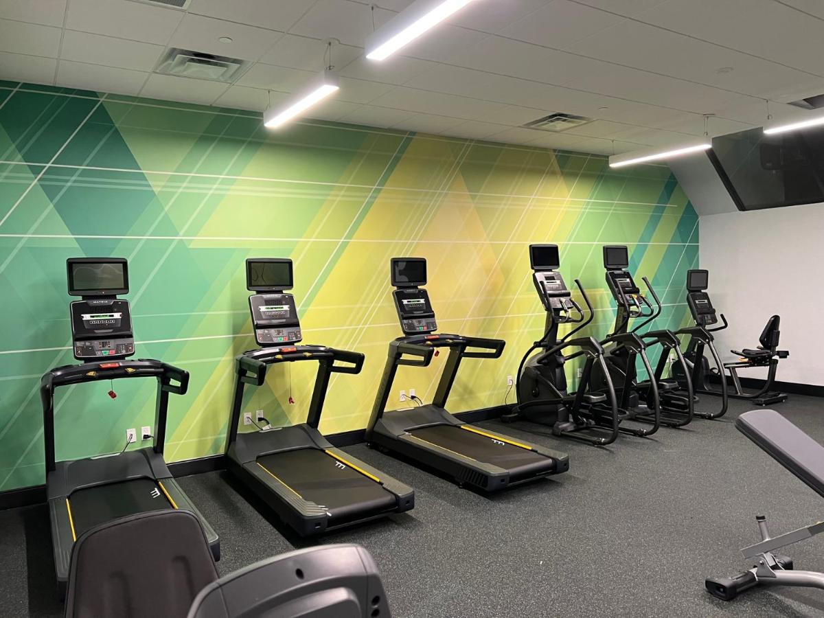  | Holiday Inn Orlando Intl Drive Conv Center, an IHG Hotel