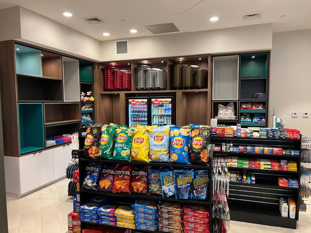  | Holiday Inn Orlando Intl Drive Conv Center, an IHG Hotel