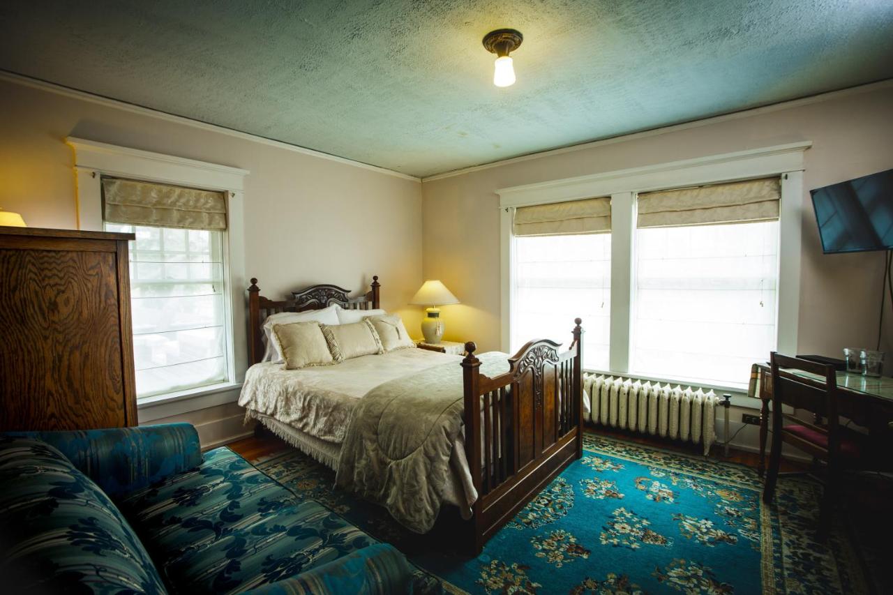  | The Rogers House Inn Bed and Breakfast