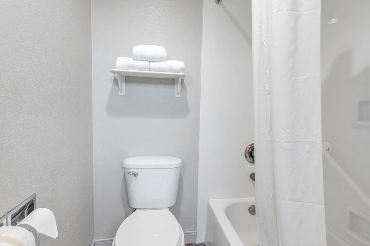 Deluxe Double Room with Two Double Beds at La Quinta Inn by Wyndham Cleveland Independence