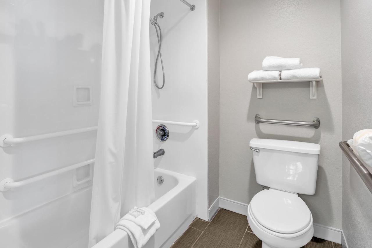 Double Room - Disability Access at La Quinta Inn by Wyndham Cleveland Independence