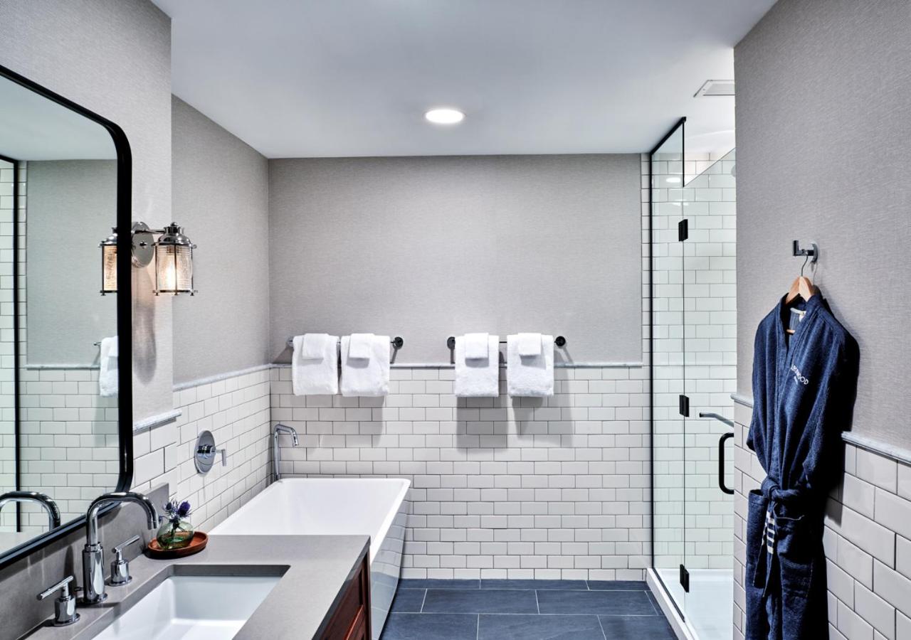 King Suite at Lockwood Hotel