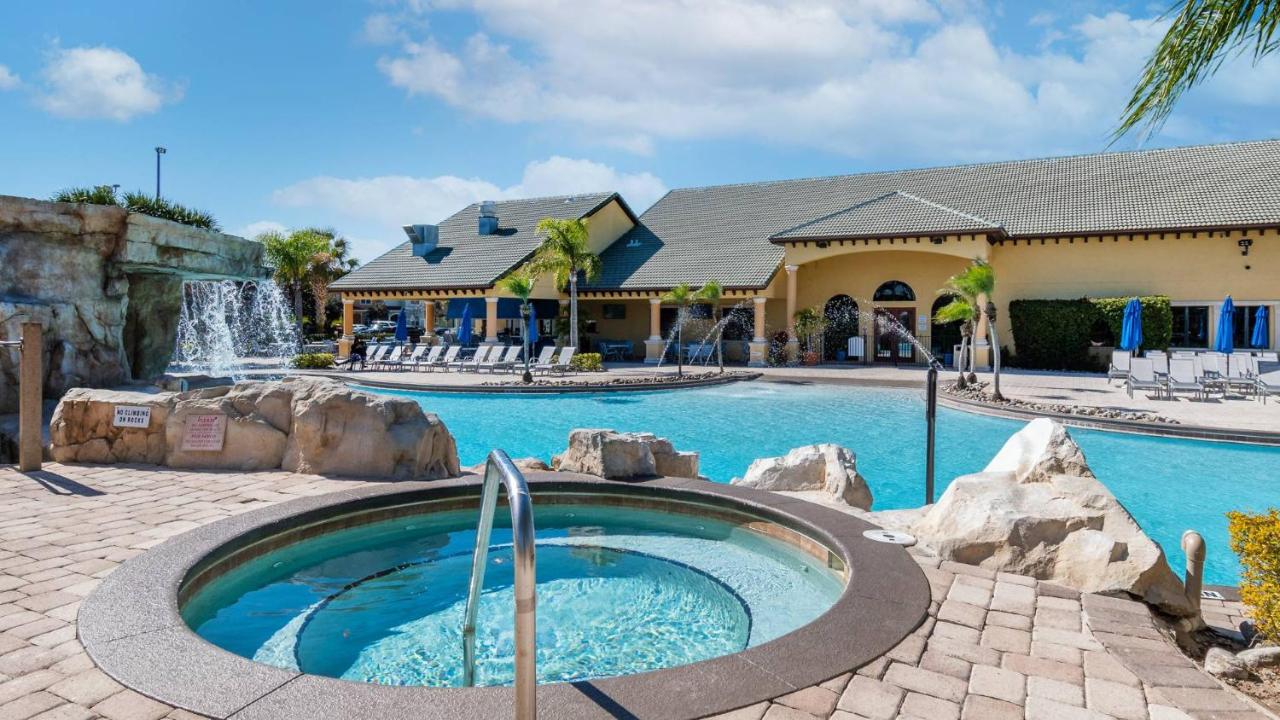  | 8972 Coco Palm Road