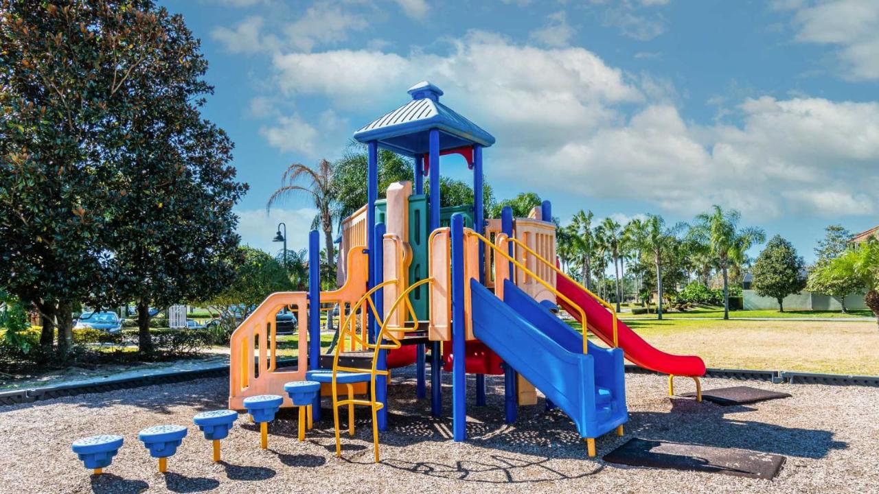  | 8972 Coco Palm Road