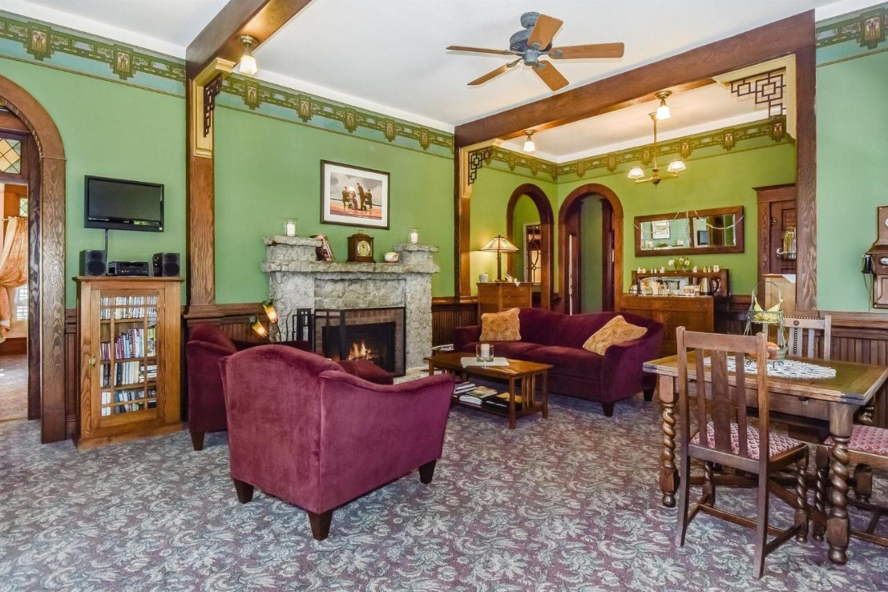  | The KirkHouse Bed and Breakfast