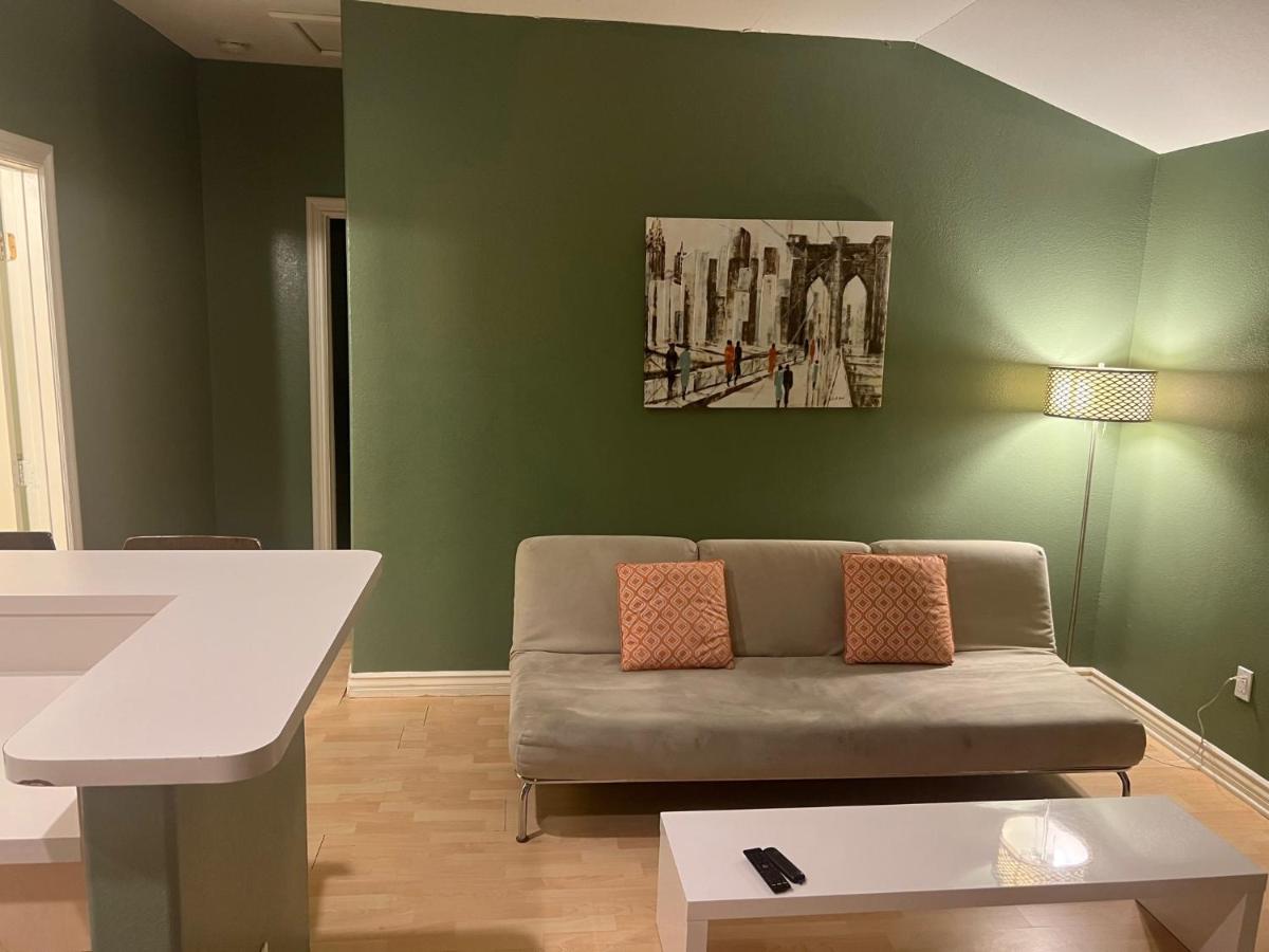  | Private 2 bedrooms 1 bath close to Universal and HW sleeps 5