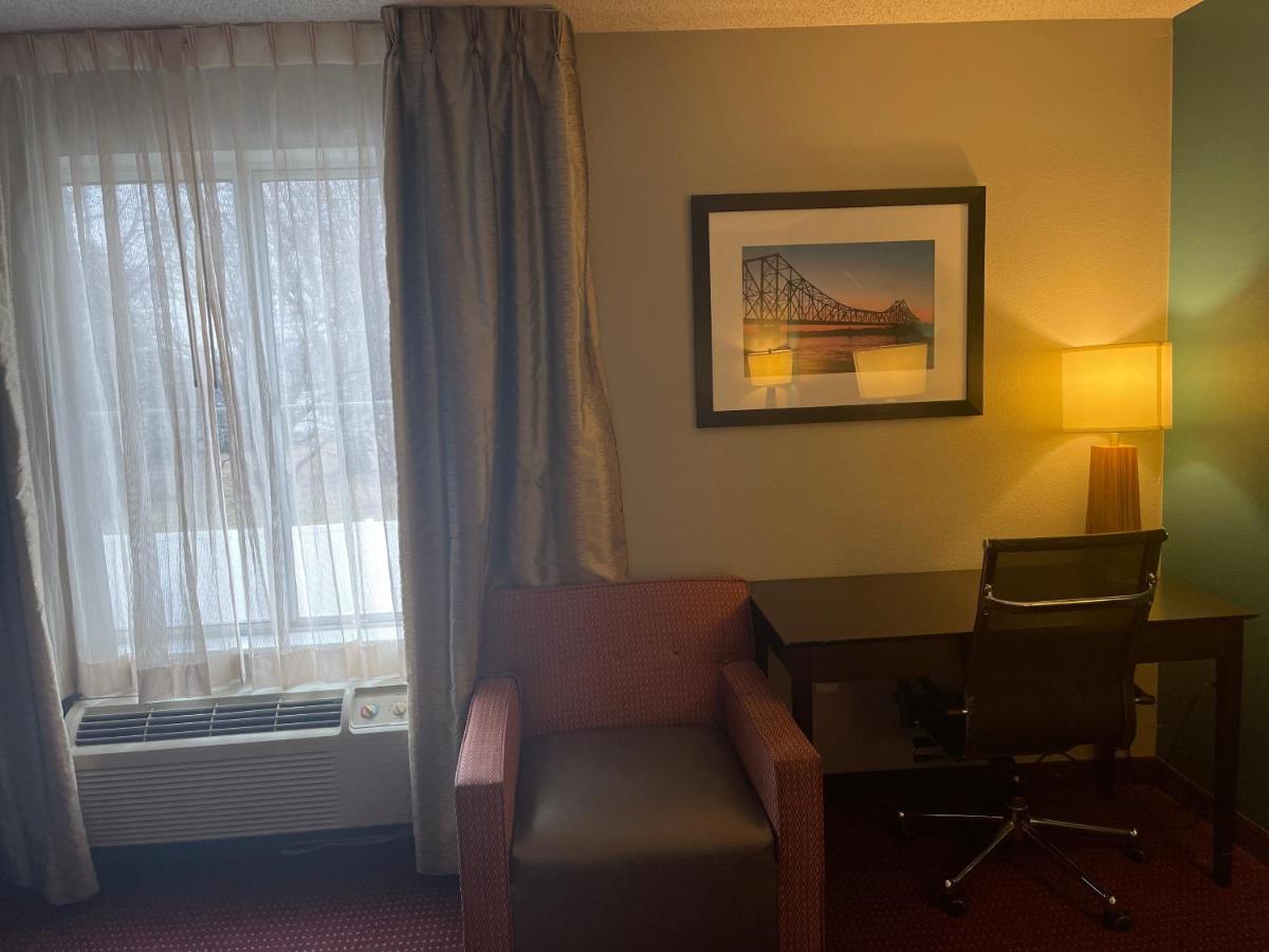 | LaQuinta by Wyndham O'Fallon IL