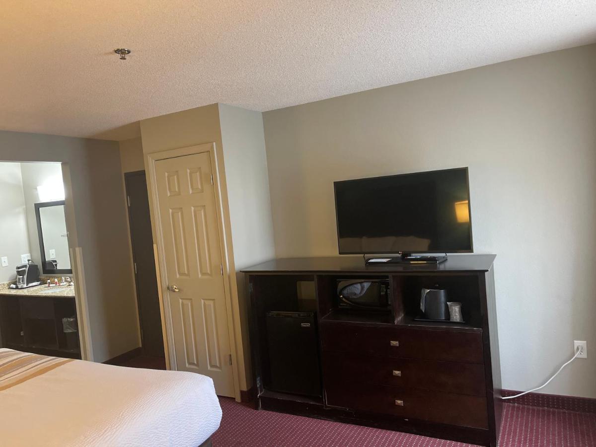 | LaQuinta by Wyndham O'Fallon IL