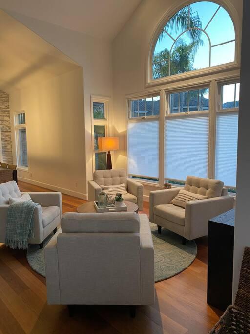 | Tropical Paradise w/ hot tub and heated pool
