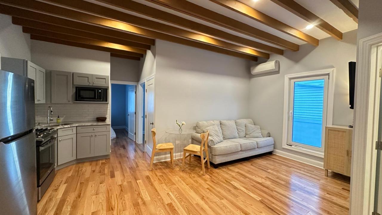| Luxury 3-Bedroom Villa in Brooklyn with Parking