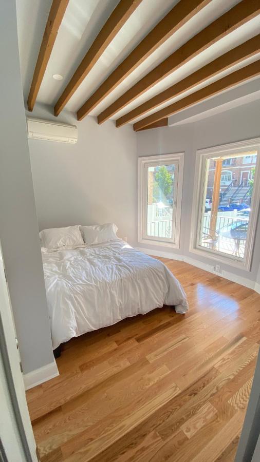 | Luxury 3-Bedroom Villa in Brooklyn with Parking