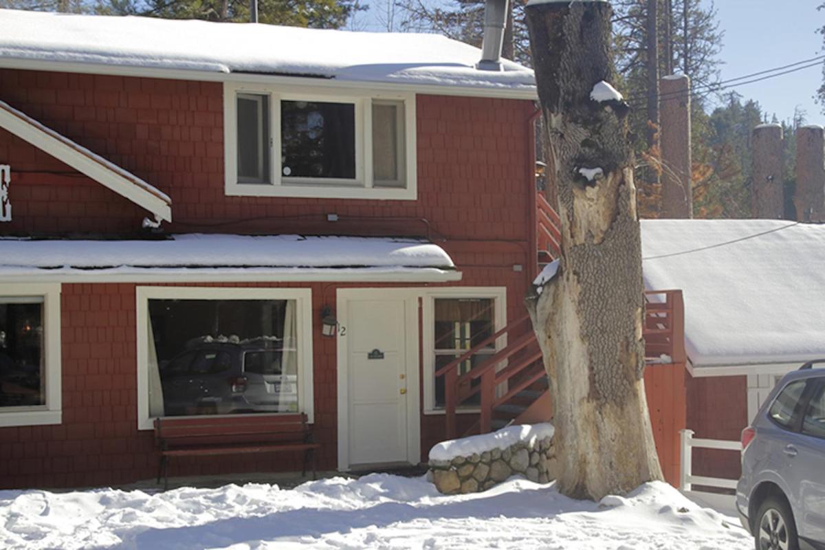  | Silver Pines Lodge