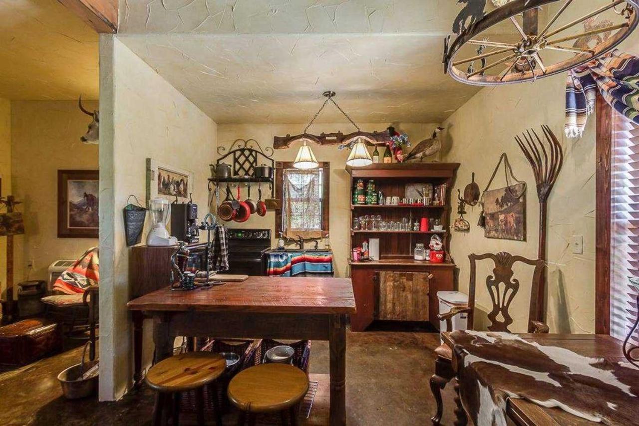  | Last Outpost Bandera Ranch House