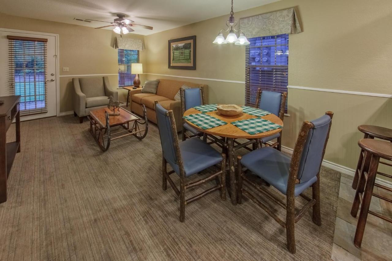 | Holiday Inn Club Vacations Villages Resort at Lake Palestine
