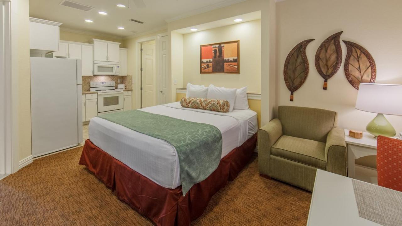 | Holiday Inn Club Vacations Villages Resort at Lake Palestine