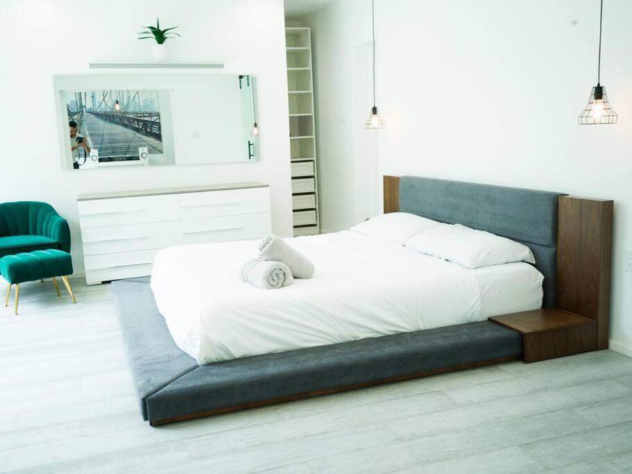  | Zen Style Villa with pool, riverfront & fast wifi