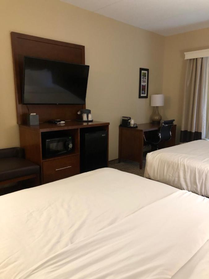 Queen Room with Two Queen Beds - Non-Smoking at Wingate by Wyndham Grove City