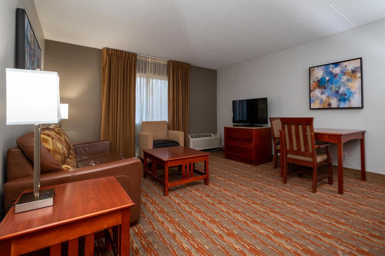 King Suite at Endeavor Inn & Suites, Trademark Collection by Wyndham