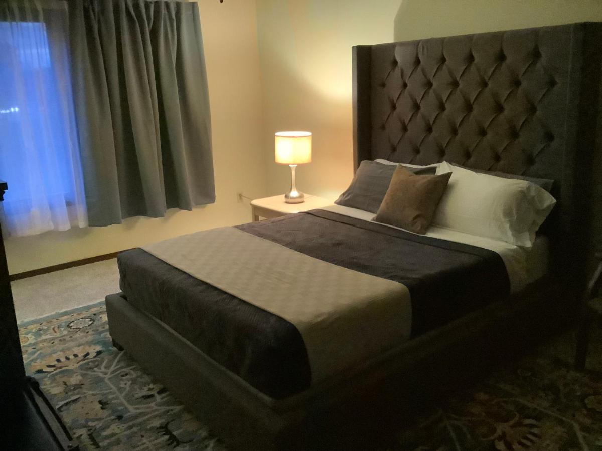 | Heartland B & B/Business Retreat