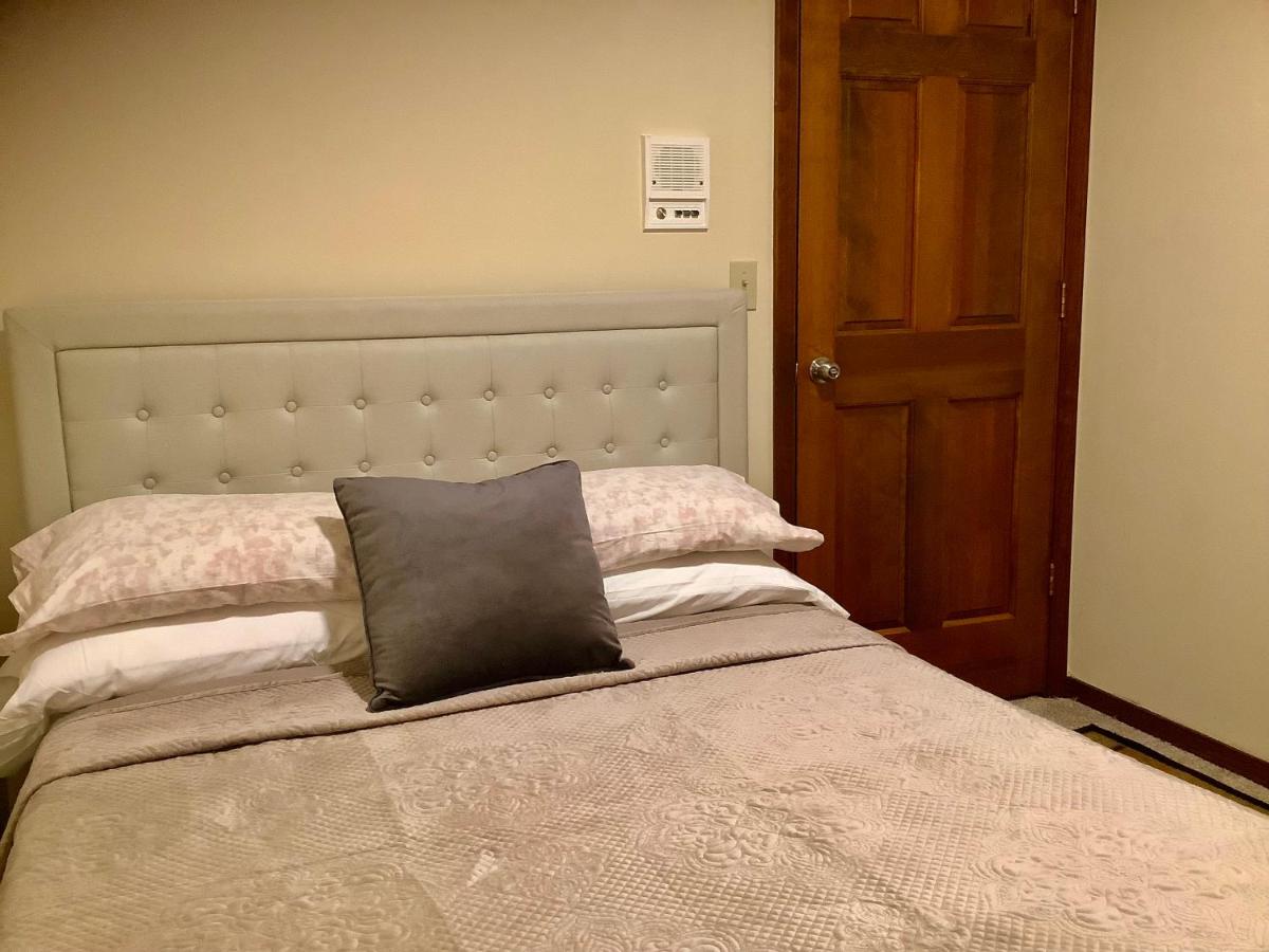 | Heartland B & B/Business Retreat