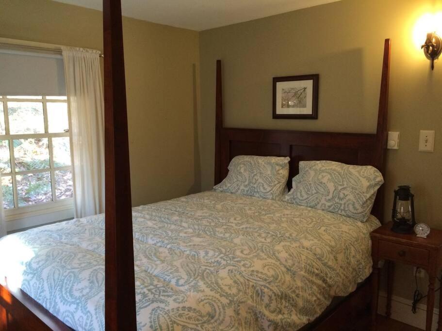 | Cozy Appalachian Trail Cottage