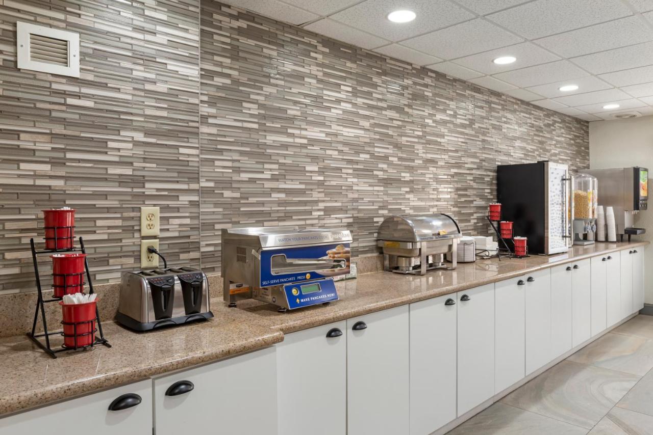 | Best Western PLUS Executive Hotel Richmond